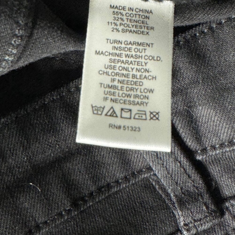 1.STATE Frayed Released Hem Skinny Black Jeans Womens Size 27 Super Wash Denim - Picture 8 of 12